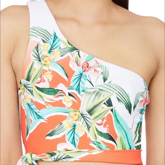 Trina Turk Other - Trina Turk
Costa De Prata Reversible Swim Top